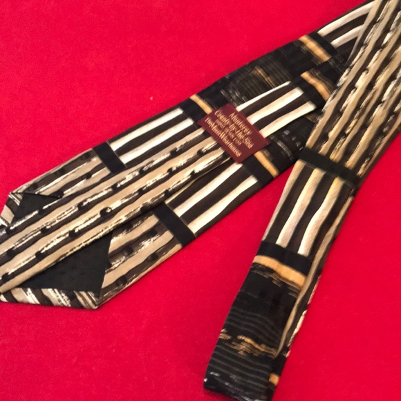 County by the sea silk tie - Picture 4 of 5